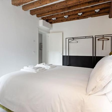 Dimora San Lorenzo Luxury Apartment Венеция Екстериор снимка