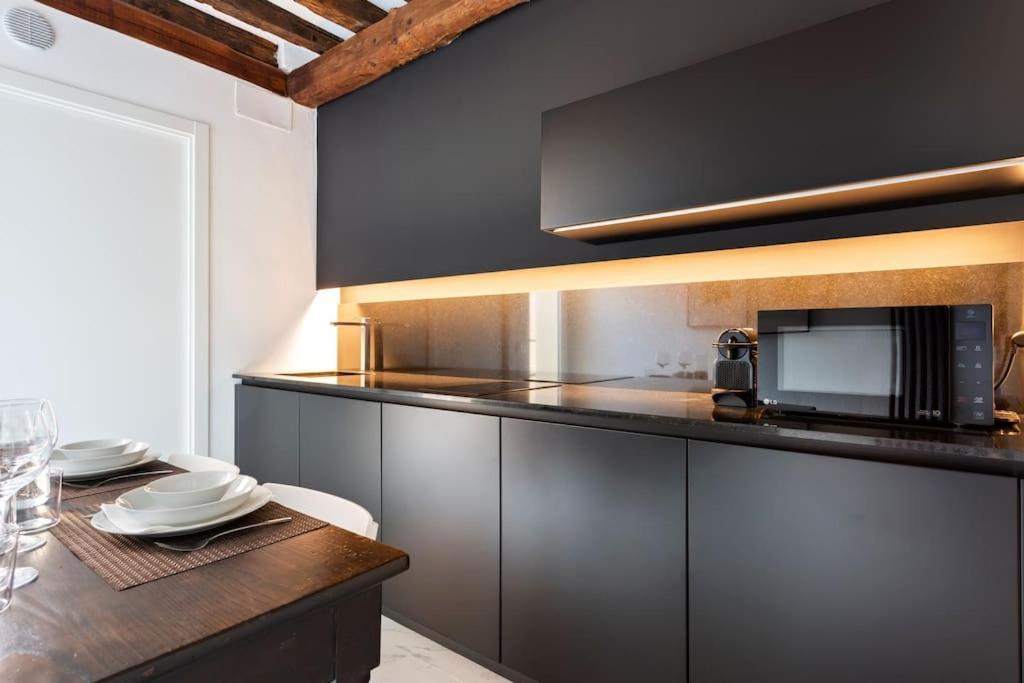 Dimora San Lorenzo Luxury Apartment Венеция Екстериор снимка