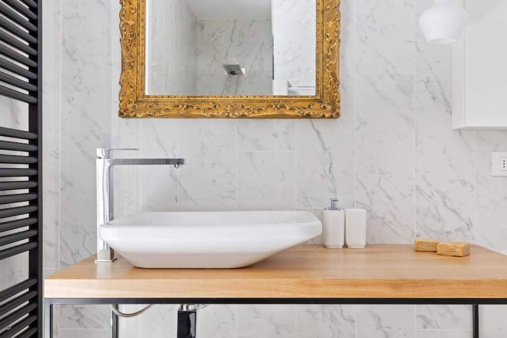 Dimora San Lorenzo Luxury Apartment Венеция Екстериор снимка